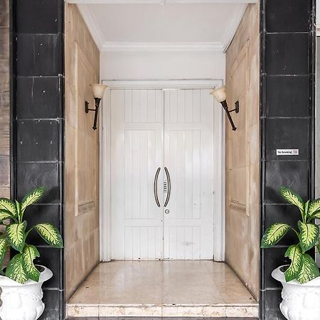 Twospaces Living At The Unit Residence جاكرتا المظهر الخارجي الصورة